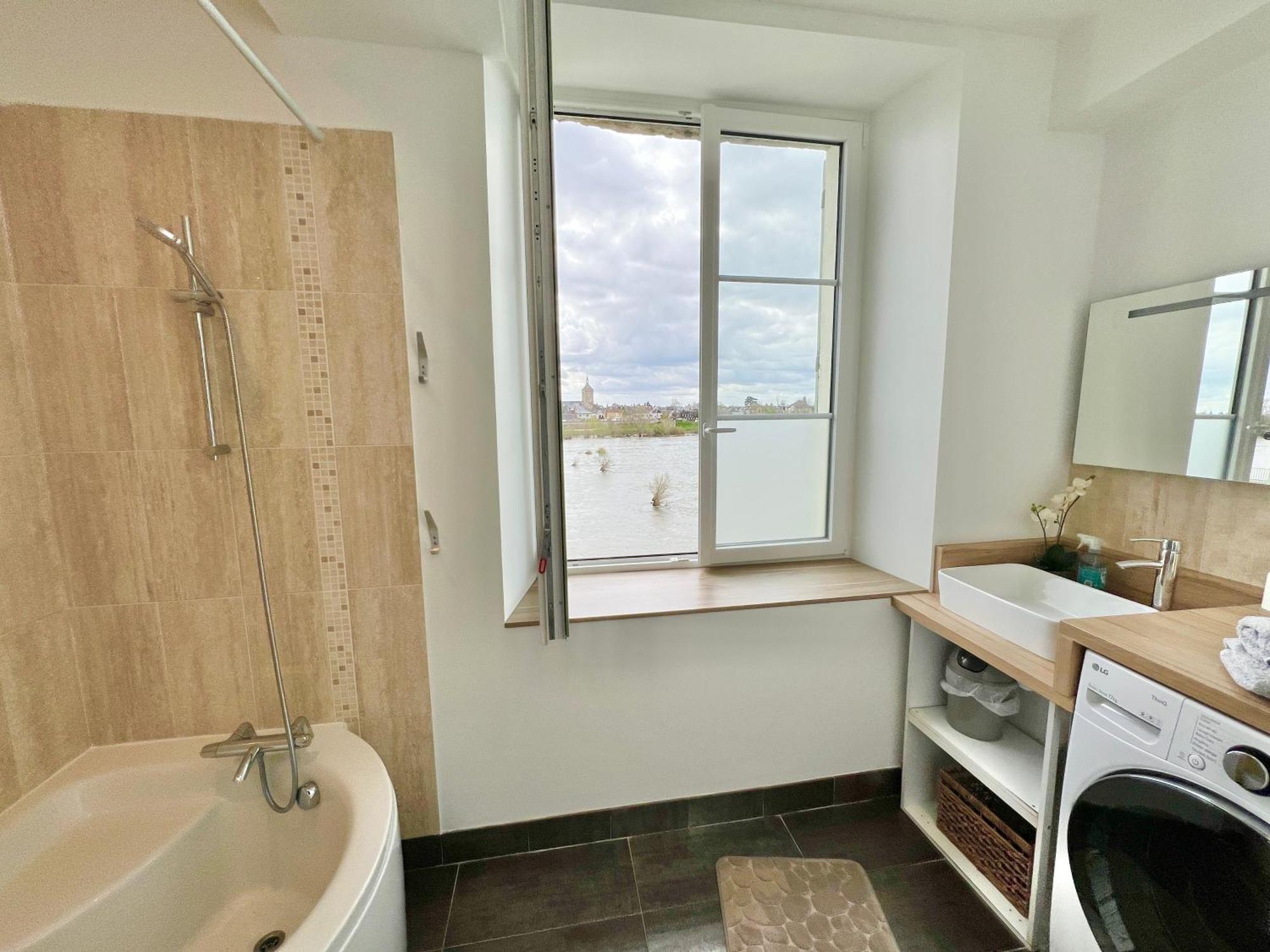 La Vue Loire Maison Saint-Denis-de l'Hotel Ngoại thất bức ảnh